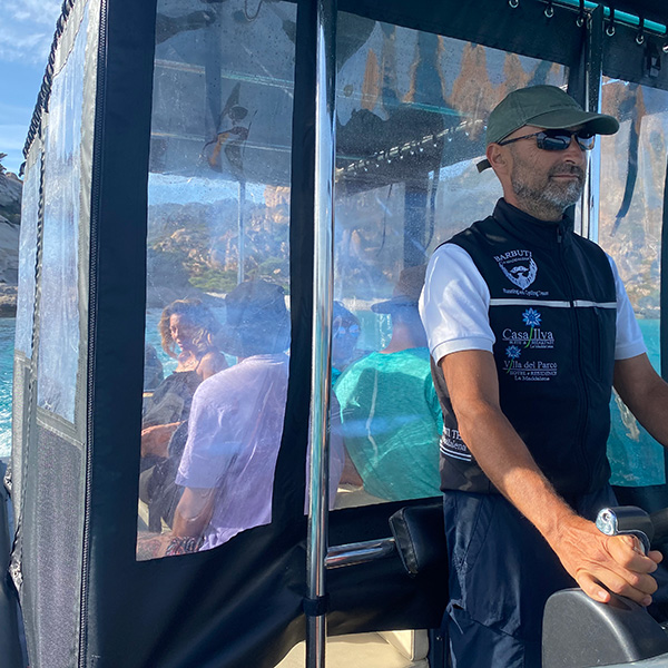 navetta in gommone per le spiagge dell'arcipelago di la maddalena