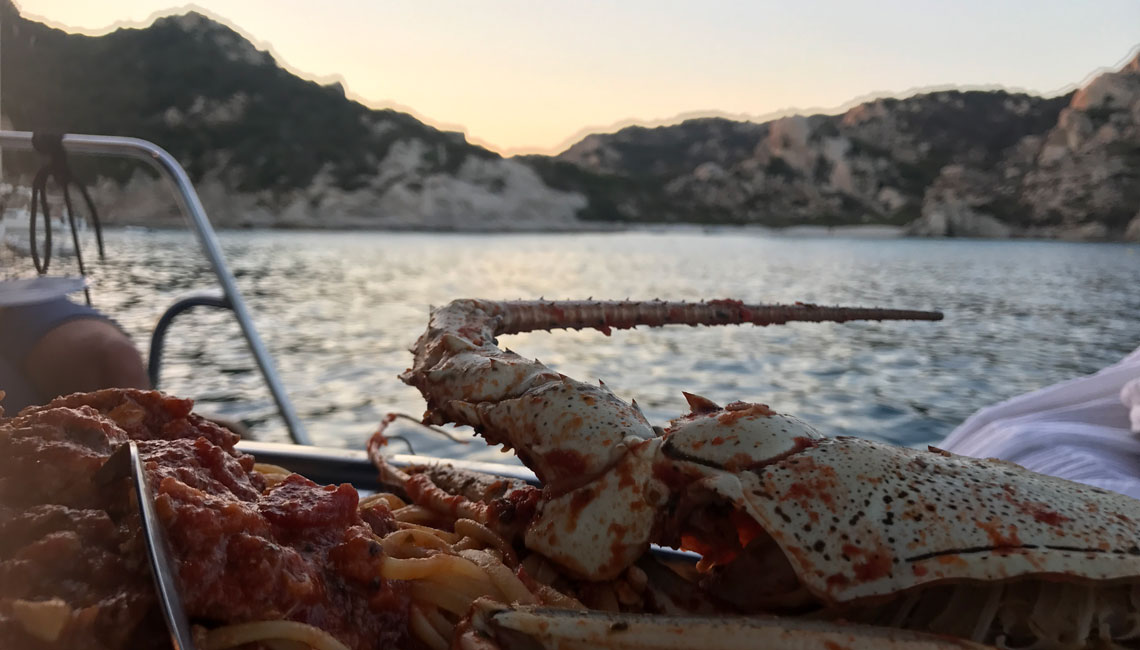 peritivi e cene a bordo la maddalena